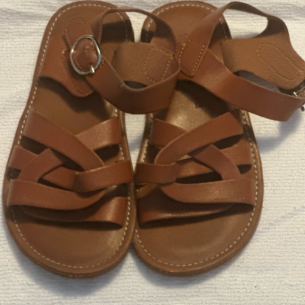 Felix and Flora Fisherman style sandals
